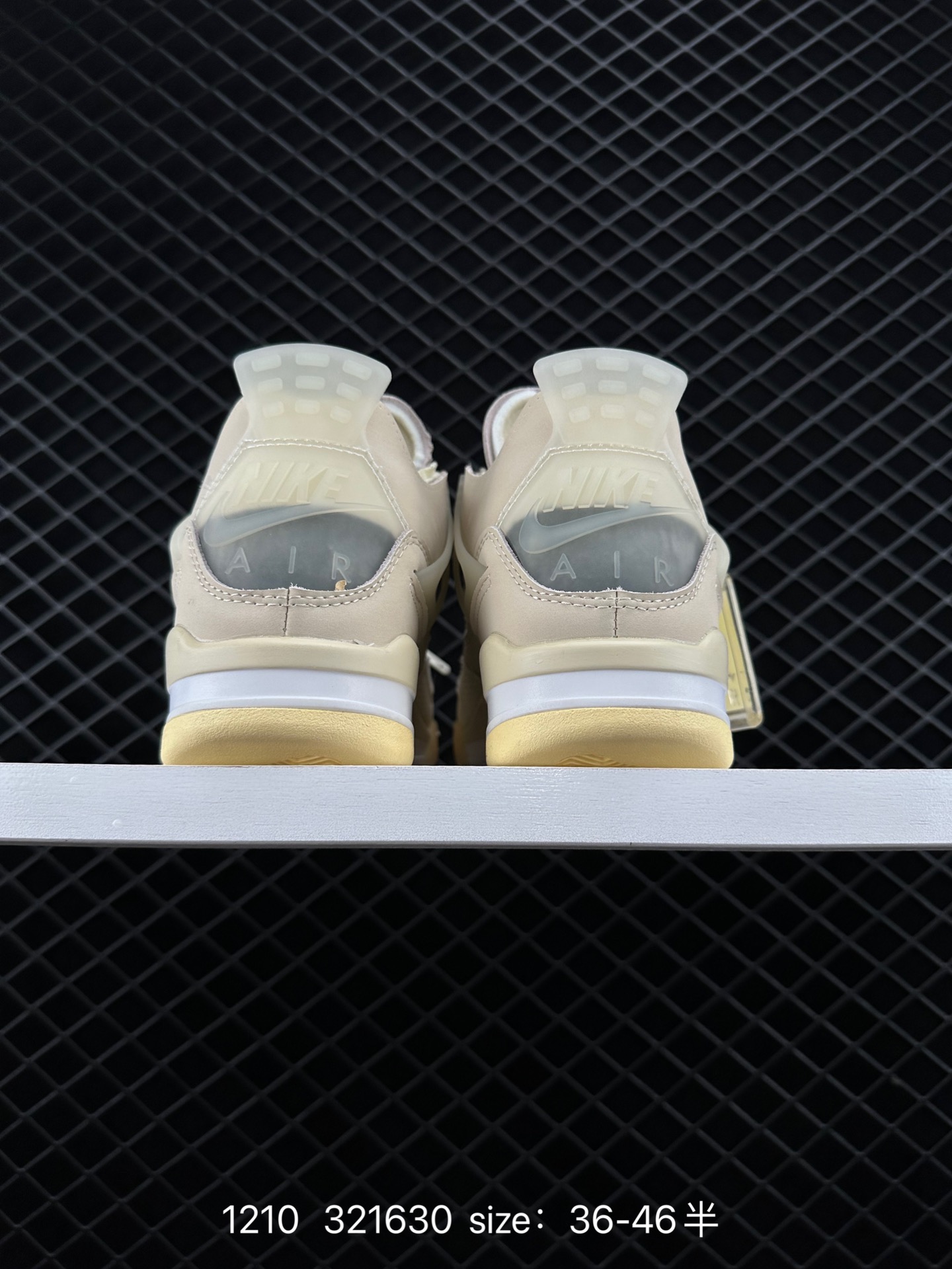 Off-White™ x Air Jordan 4  ”Cream/Sail“